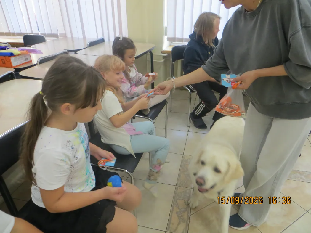 ZAJĘCIA Z DOGOTERAPII W ŚWIETLICY ŚRODOWISKOWEJ 