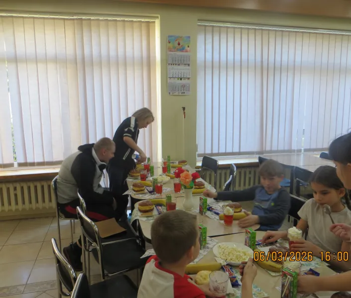  DZIEŃ KOBIET W ŚWIETLICY ŚRODOWISKOWEJ 